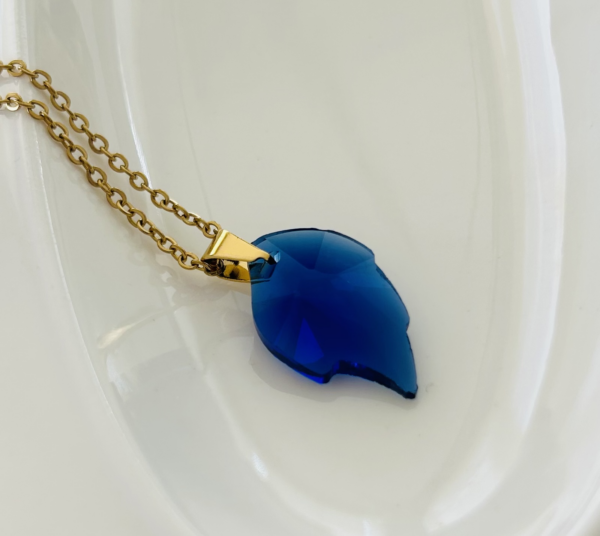 Blue Leaf Golden Pendant