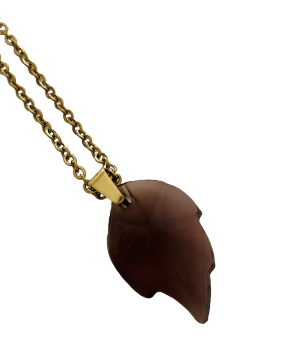 Brown Leaf Pendant