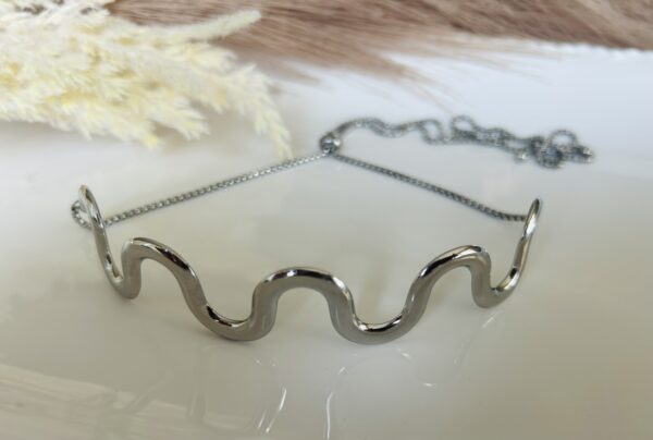 Flowline Necklace - Image 2